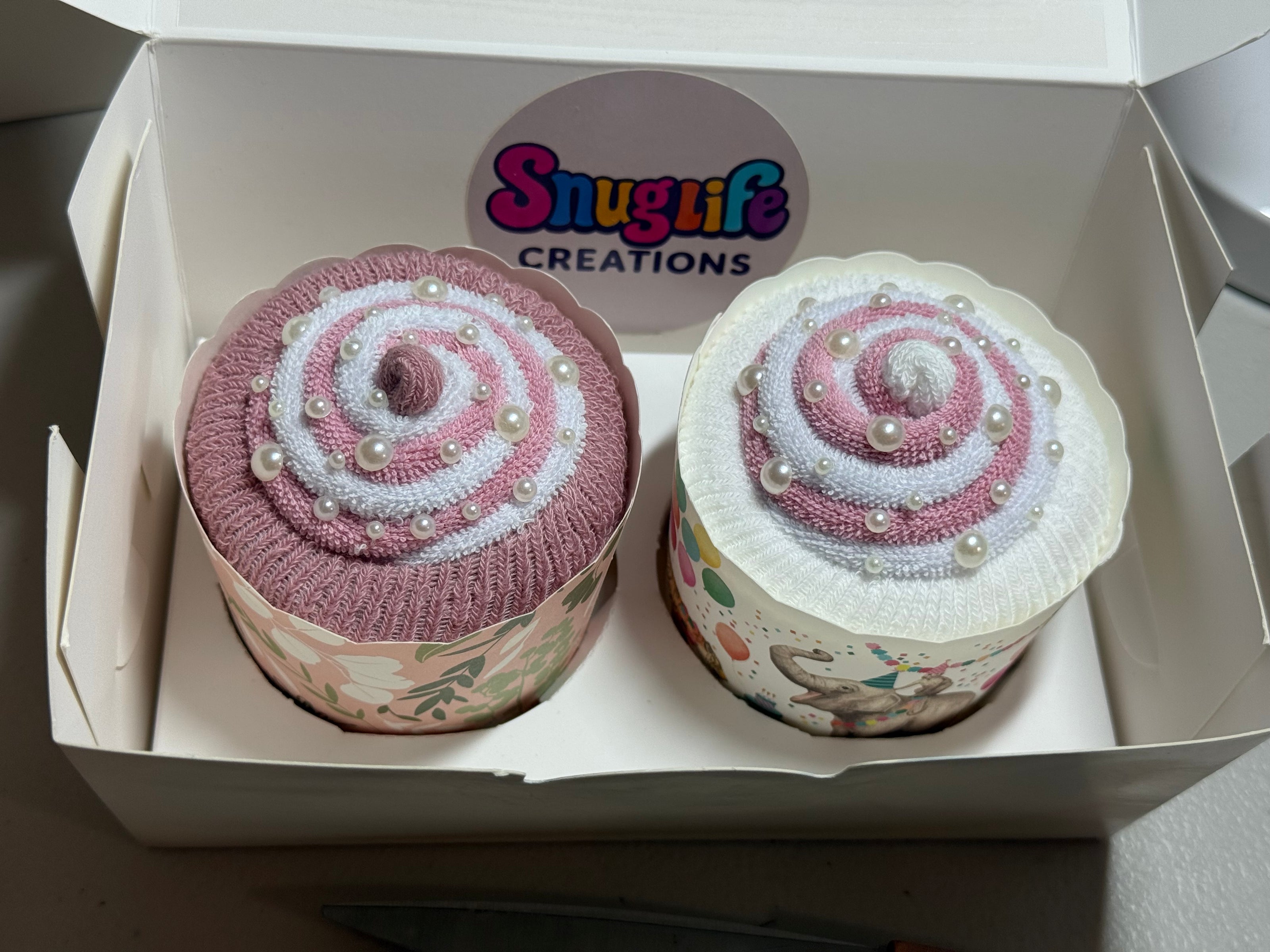 Girls 2 Pack Novelty Cupcakes
