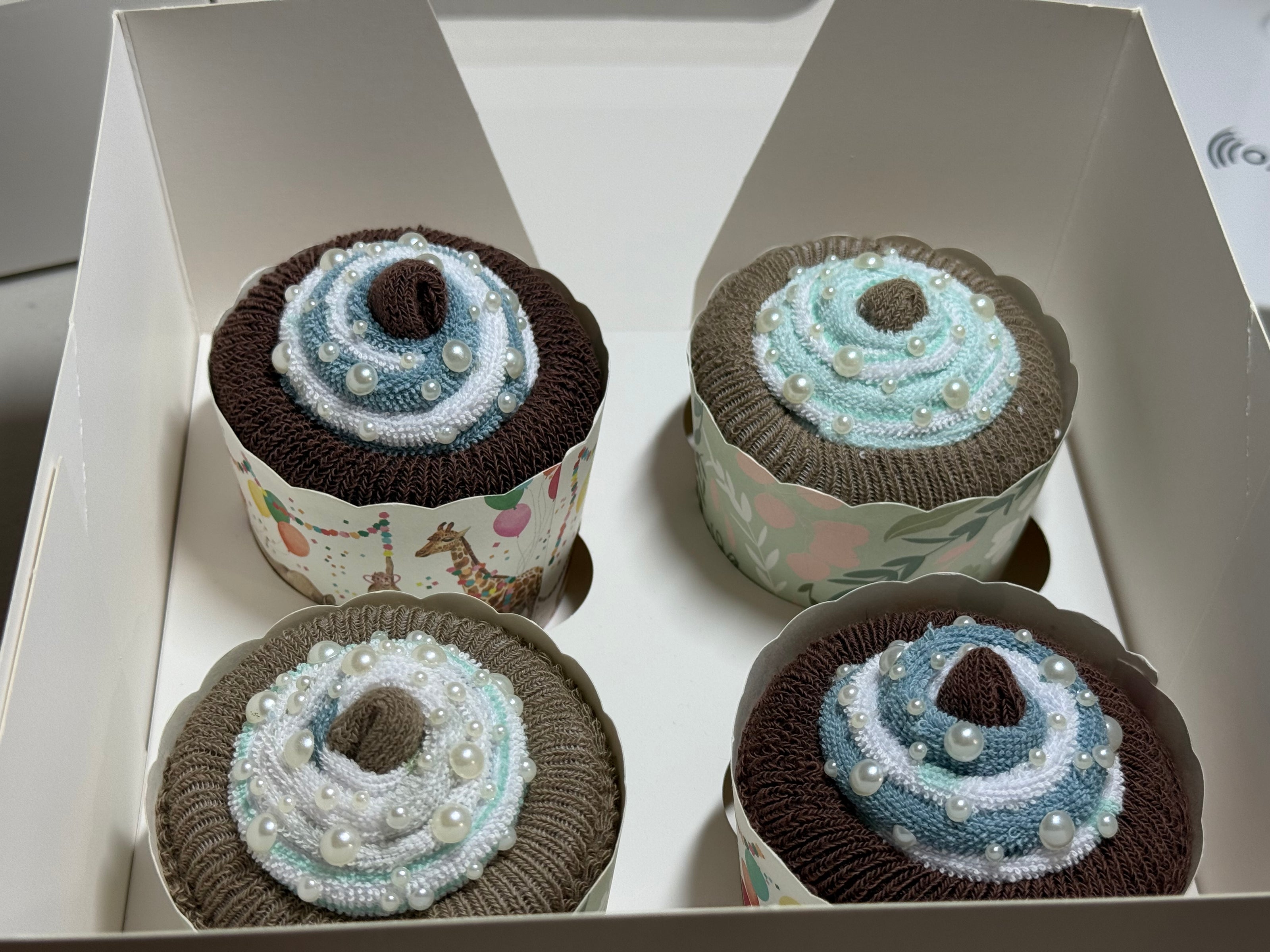Boys 4 Pack Novelty Cupcakes