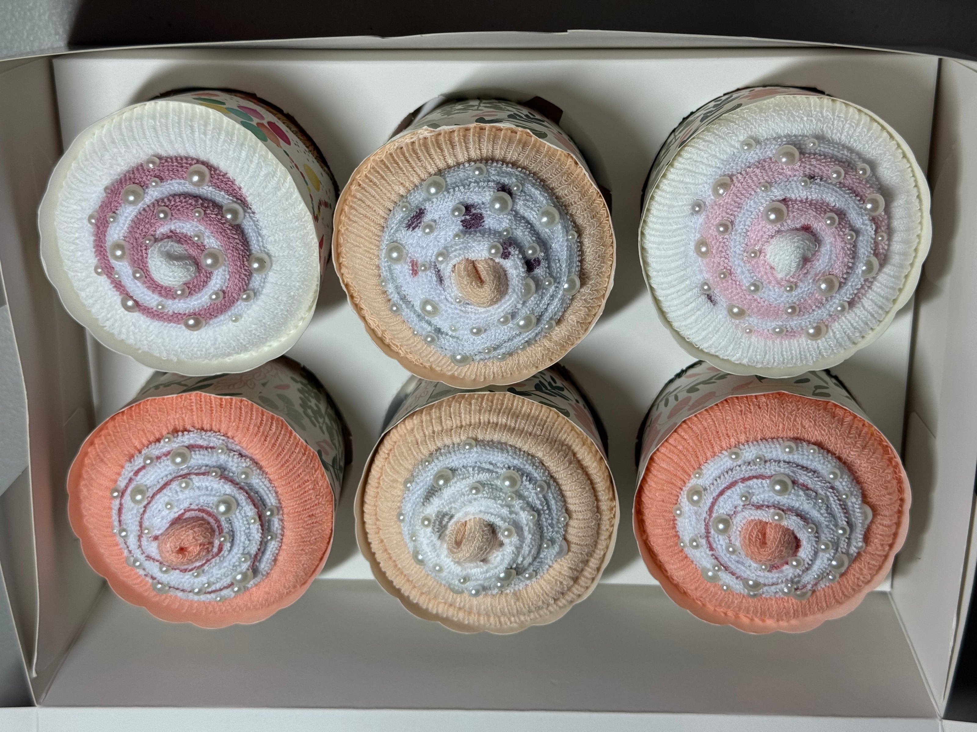 Girls 6 Pk Novelty Cupcakes