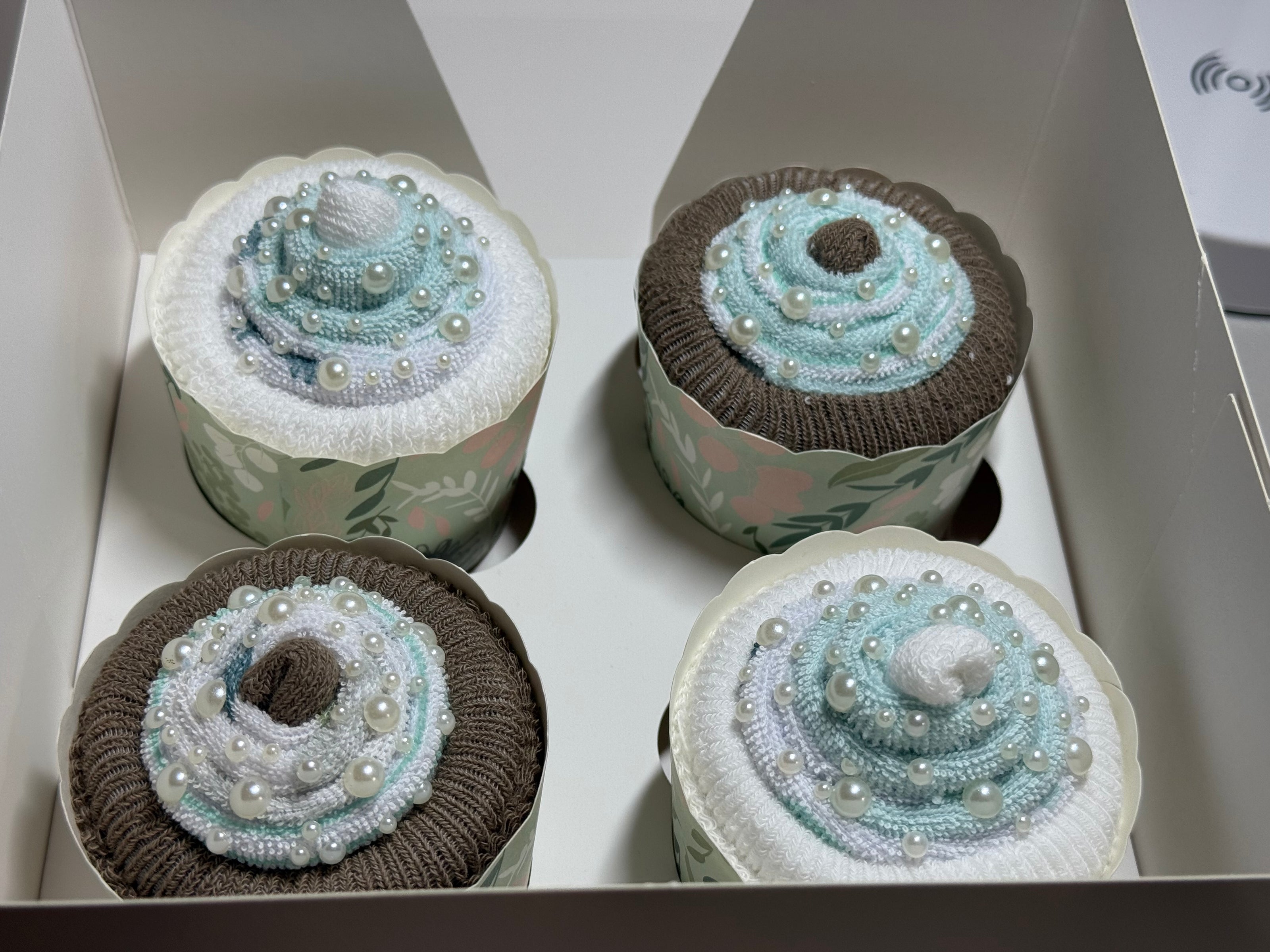 Boys 4 Pack Novelty Cupcakes