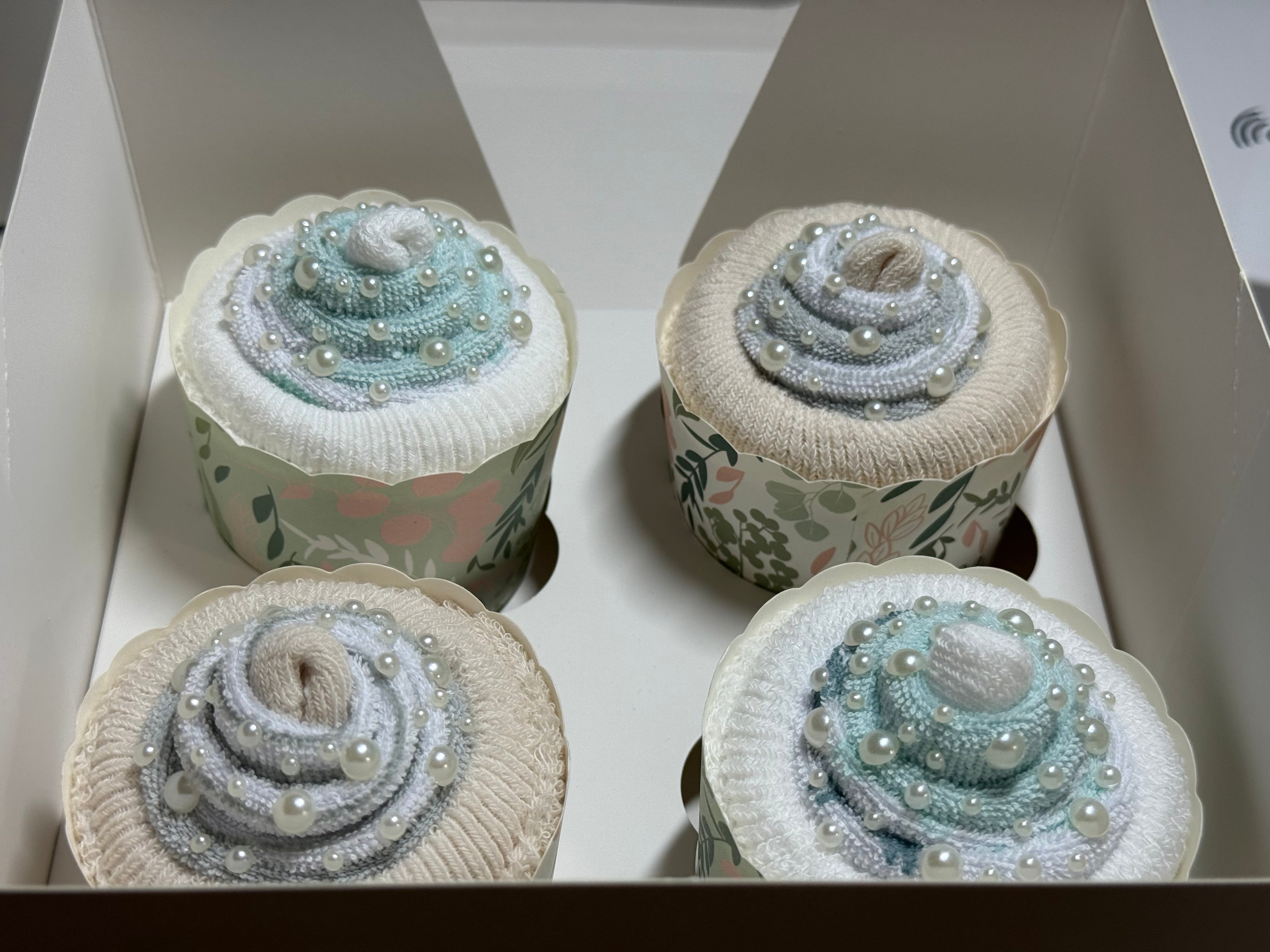Boys 4 Pack Novelty Cupcakes